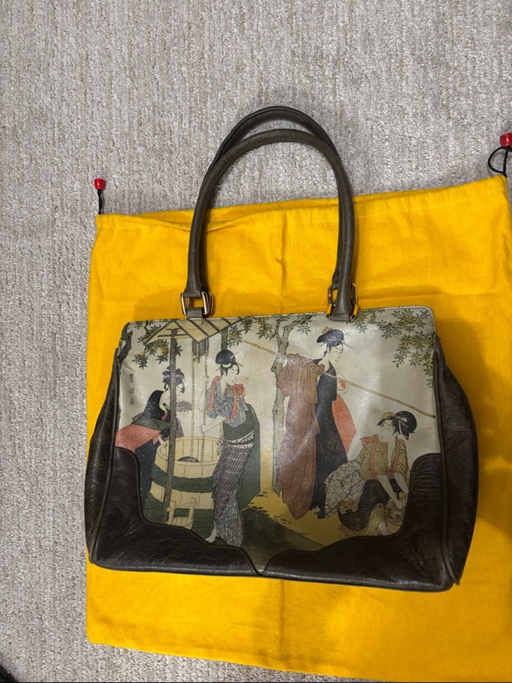 ICON Los Angeles NWOT Geisha leather handbag with magnetic closure - Picture 2 of 7